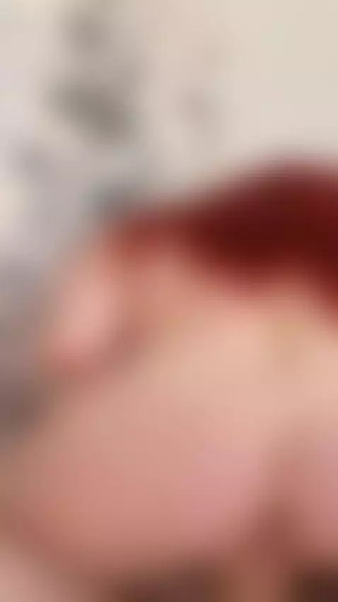 💋 Young redhead squeezing and bouncing 🔥 by redolivia