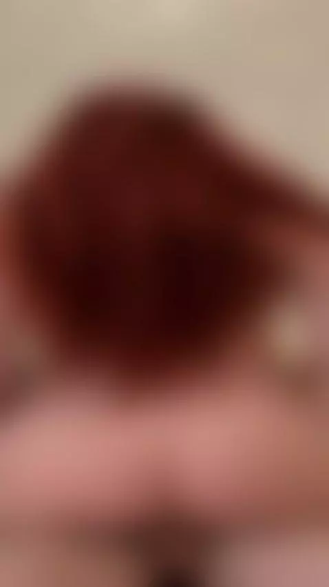 💦 Watch this redhead slut squeeze hard 🔥 by redolivia