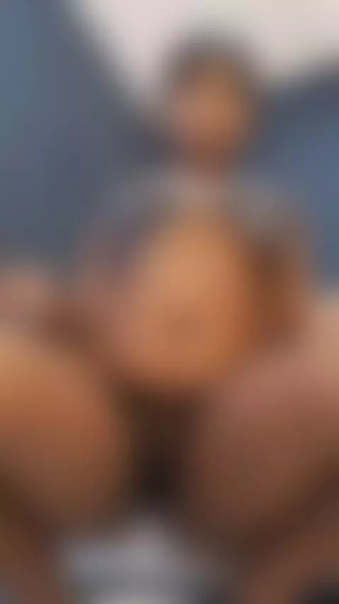 Today I want you to fuck me and rip my thong.🔥 by chloelaurent