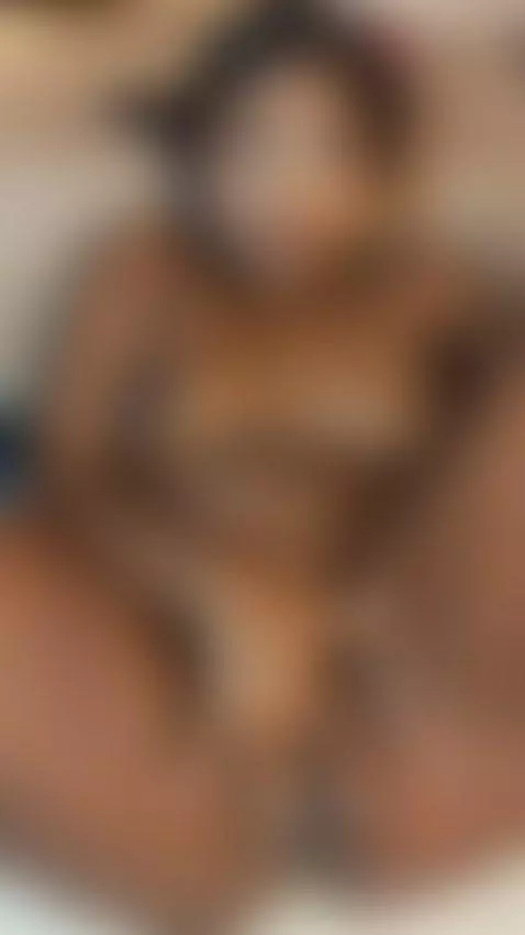 OMG!  come here love, i'm live now! by chloelaurent