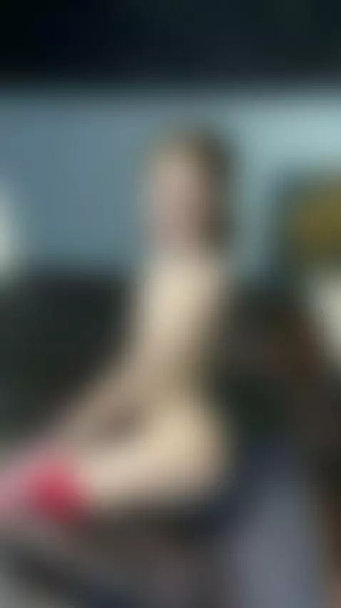 😍 Sexy blonde with tongue out 🔥 by jessicalittlee