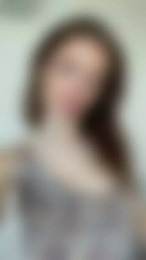 💋 Hot brunette teases you with her body by jessicalittlee