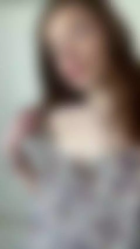 😍 Showing my wet pussy up close 🔥 by jessicalittlee