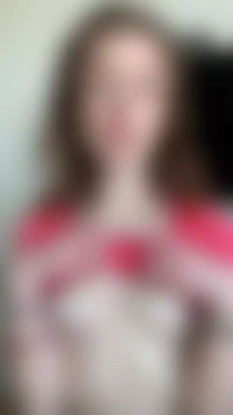 😈 Trans girl stroking her cock 💦 by jessicalittlee