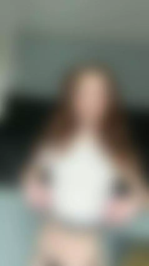 ❤️ Young girl with big natural tits 💦 by jessicalittlee