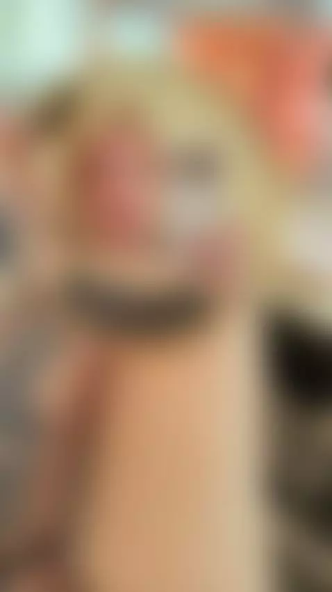 🌶️ Horny blonde with long hair and perfect cleavage by tinnafox