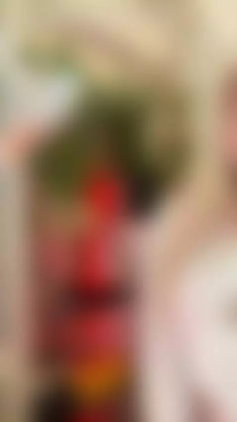 🌶️ Busty tattooed girl with pale skin by tinnafox