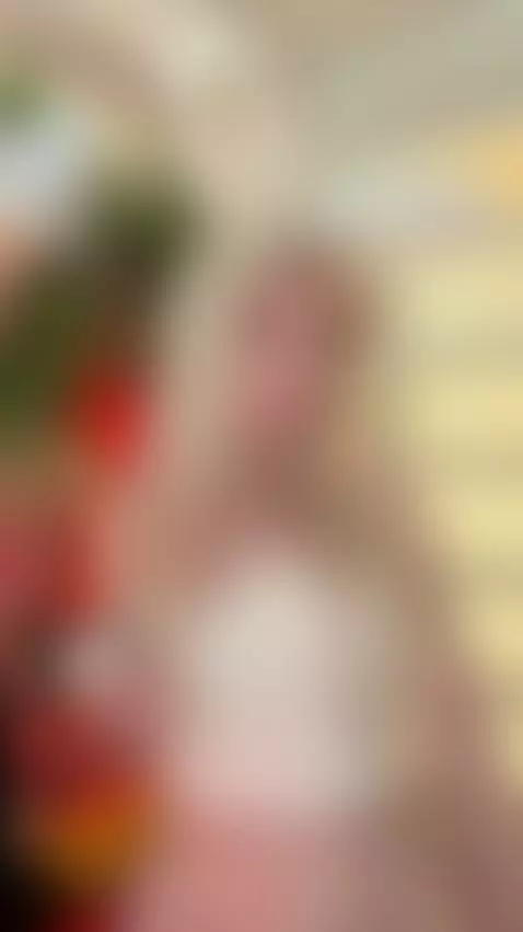 🍒 Big tits blonde with seductive bedroom eyes by tinnafox