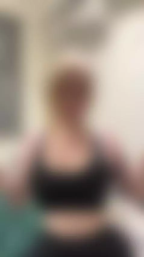 🍒 Long haired blonde teasing with cleavage by tinnafox