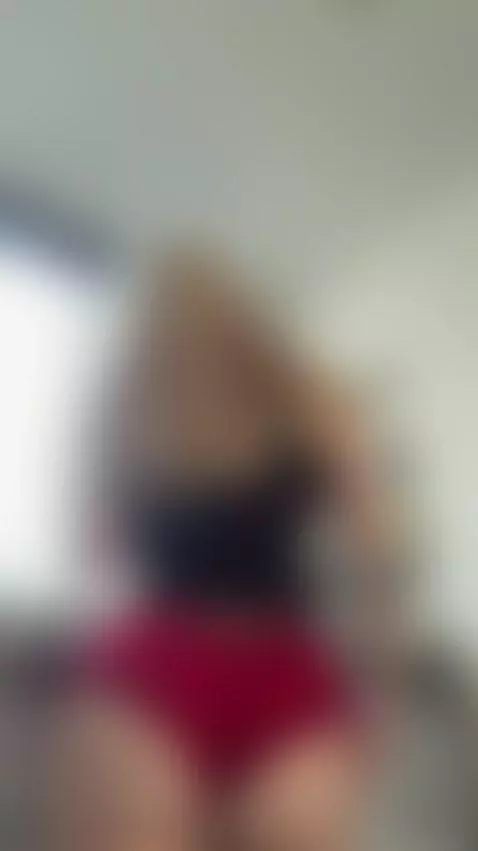 😏 Long silky hair busty tattooed girl by tinnafox