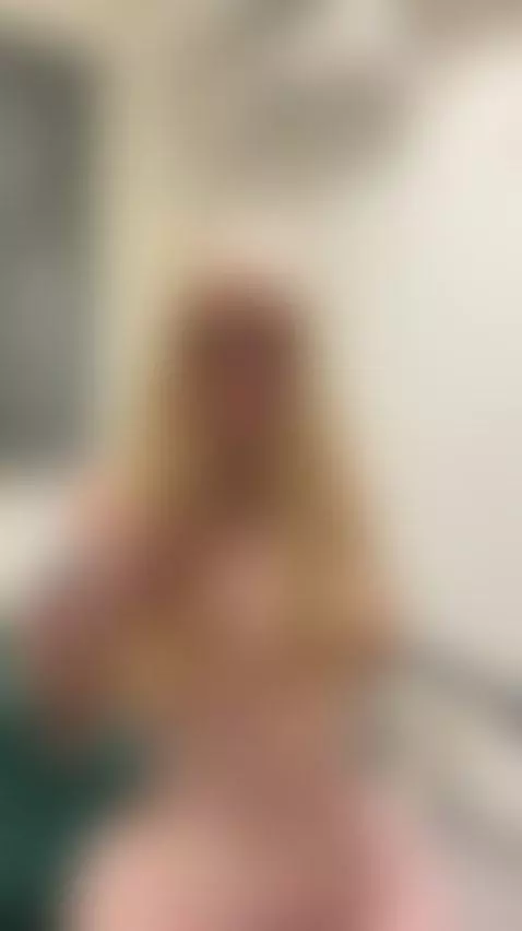 🔥 Tattooed blonde beauty squeezing tits by tinnafox