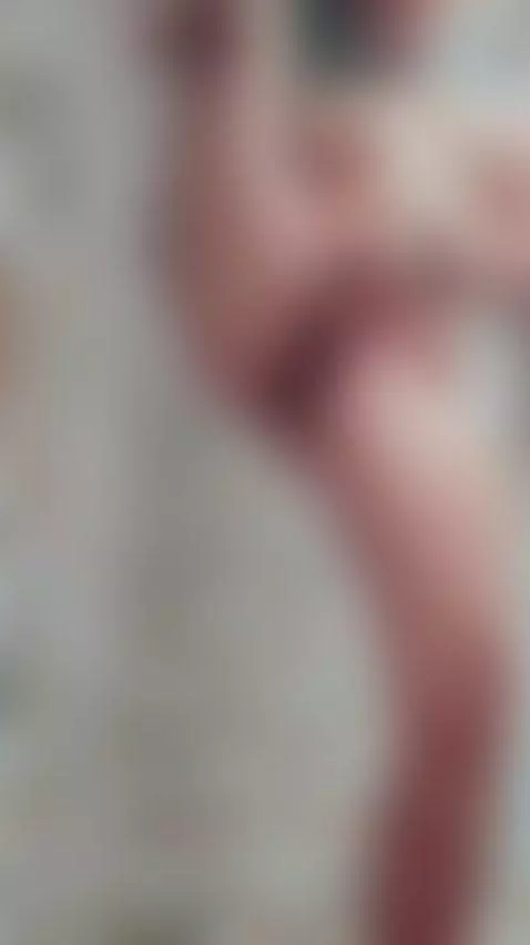💄 A video full of curves, intense looks and a lot of temptat... by liamonroee1
