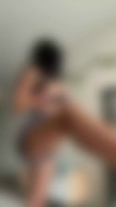 ❤️‍🔥 Big tits brunette looking horny in lingerie 😍 by mikadoll22
