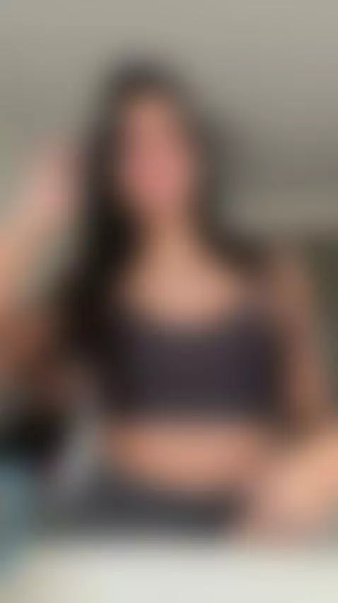 🔥 Sexy brunette posing in lace bra 😏 by mikadoll22