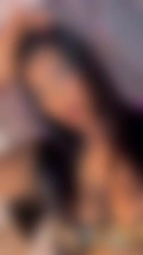 the girl of your dreams is back so enjoy 😍😈 by janna-foxx
