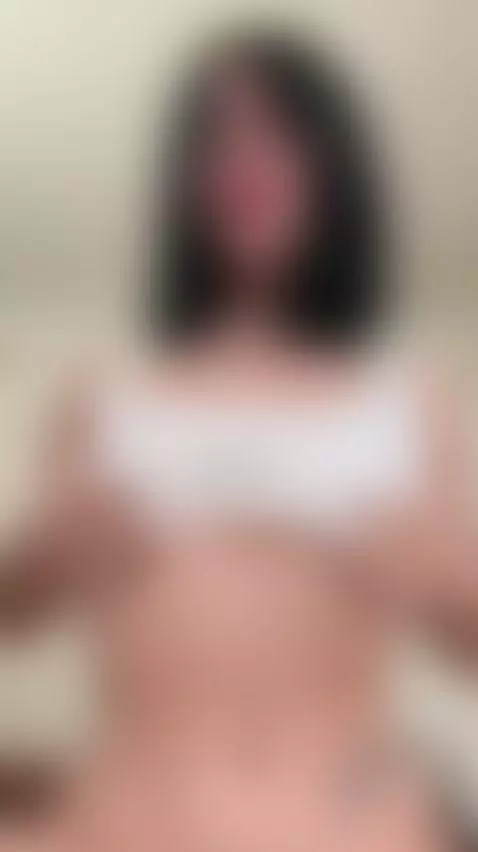 🍑Juicy round ass of a curvy tattooed brunette 😏 Only OF by kristyshaaaa