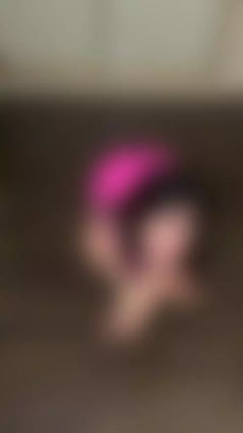 🔥Curvy brunette touching every inch of her thick body 😏 Unlo... by kristyshaaaa