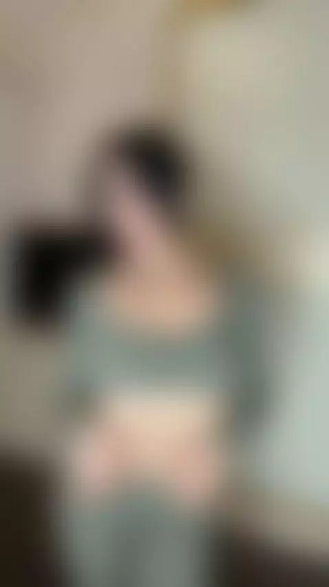 🔥Brunette showing off her massive tits and perfect ass 💦 See... by kristyshaaaa