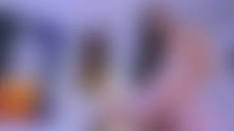 This naughty girl is looking for a nice cock to fuck her 😈🔥 by saracutie