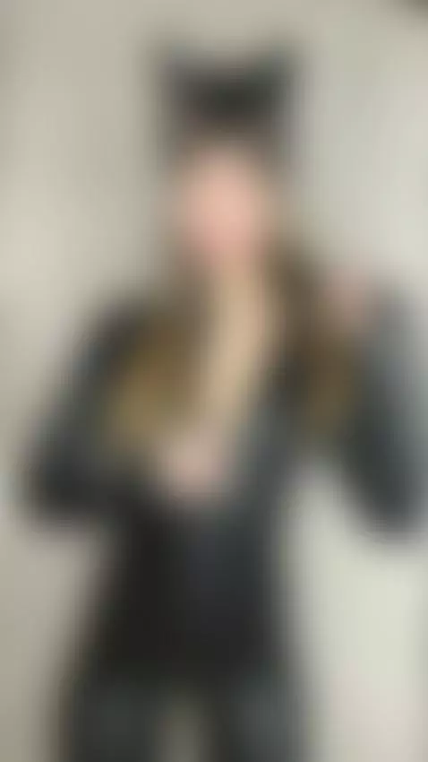 🔞 Naked petite perfect ass sucking dick horny 💦😈 Full vid on... by lollacute