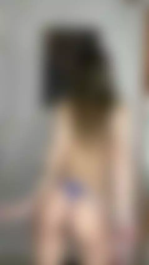 🔞 stunning fat ass pussy eating nude wet pussy 💦🍑 Check my O... by lollacute