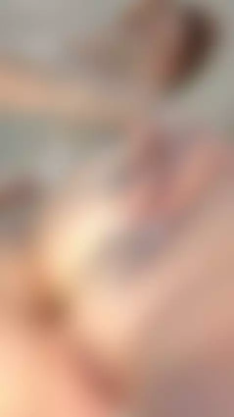 Want to see me play with my wet body? Join OnlyFans 😏 Sub OF by julcypeach