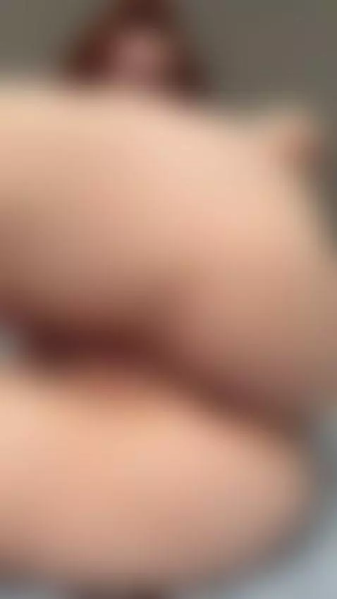 Sitting open and wet. Waiting on OnlyFans by julcypeach
