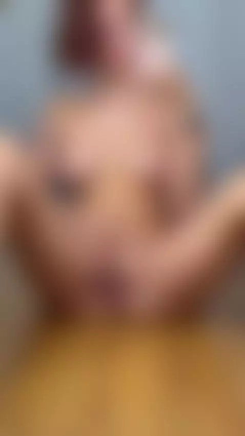 24F, home alone and playing. Drop into OnlyFans by julcypeach