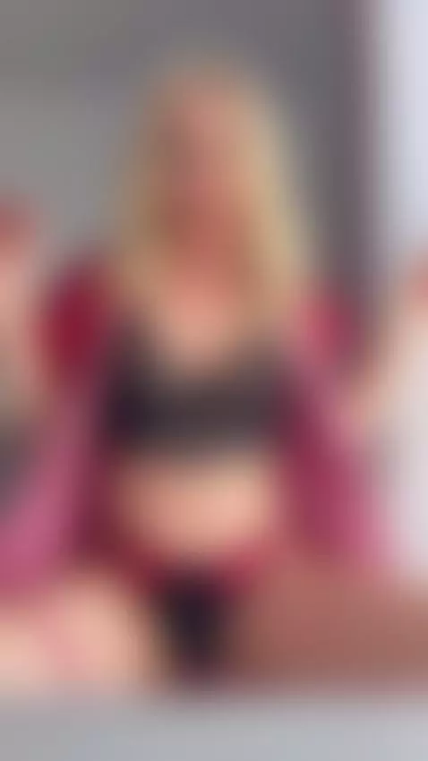 Want to watch me take these stockings off? Full video is liv... by siareal