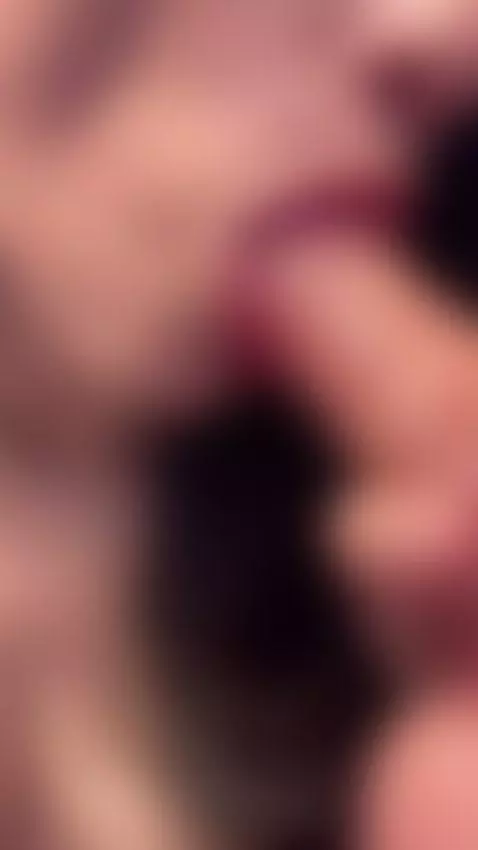 Una buena mamada es lo que todo hombre necesita, y para eso ... by vanesavalet