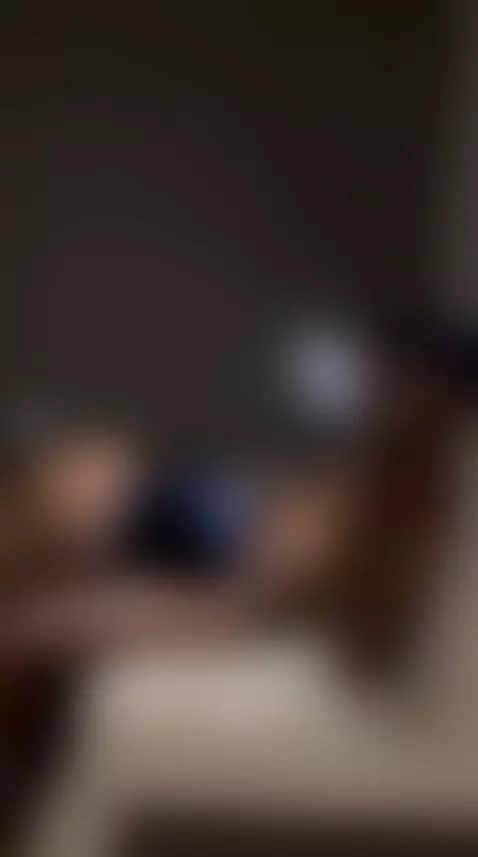 rico lo chupa 😈
video completo en mi only fans by choco23cm