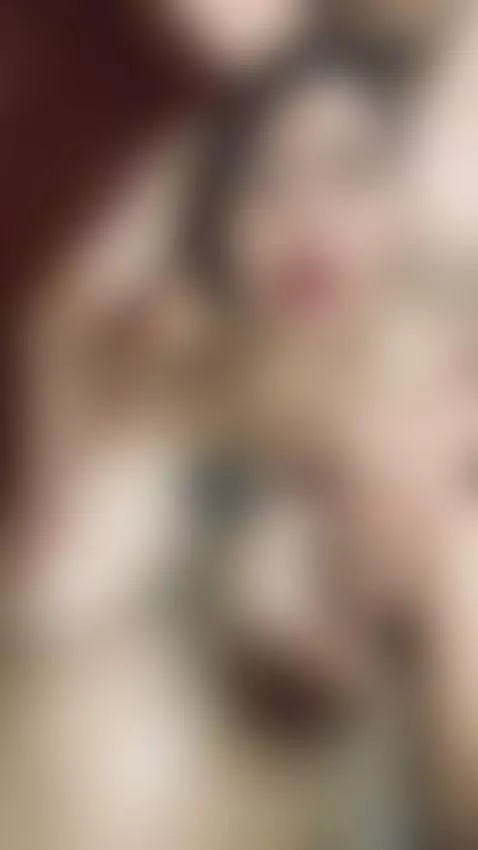 Massage me like that excites me
https://chaturbate.com/in/?t... by roxyleen