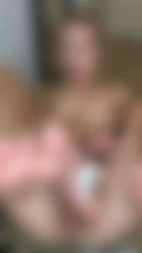 🔥 Seductive young blonde showing her pussy 🔥 by emiweiss