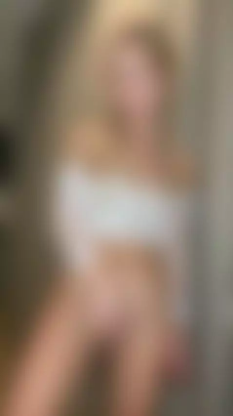 😈 Horny blonde showing her hairy pussy 🔥 by emiweiss