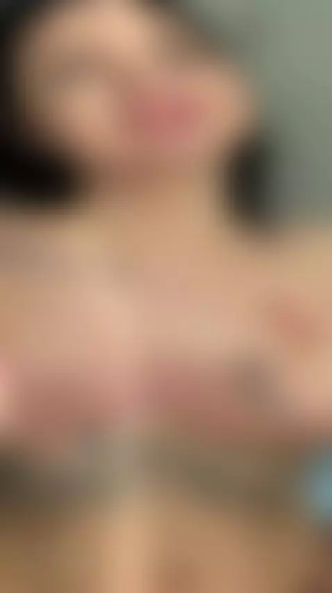 😍 Seductive brunette showing her big boobs 😈 by katalinamorel