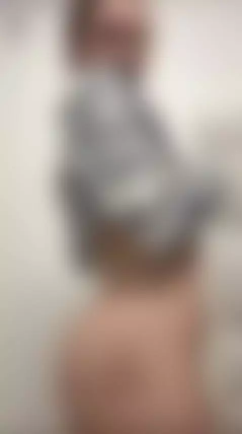 Slinky blonde performs a playful bathroom striptease by reyarii