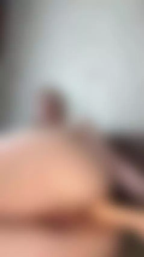 What if I just kept playing with my ass using this big dildo... by reyarii