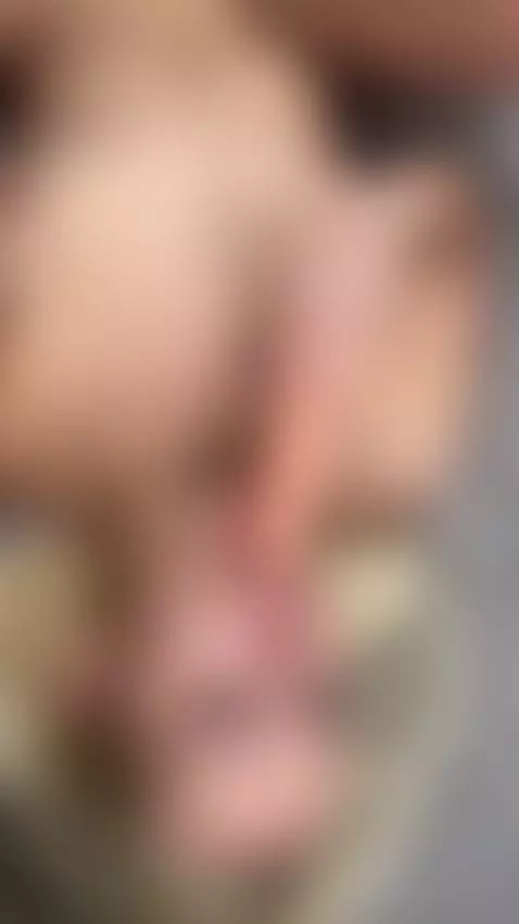 I'm horny and desperate >.< let me show you how this MILF lo... by kaylablonde