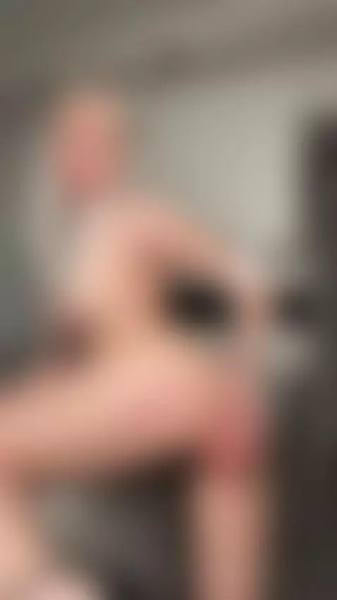 Wanna fuck me on a kitchen counter? by kaylablonde