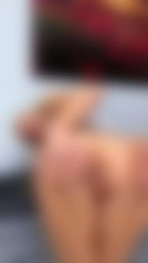 bored and wet, rate my pussy! by kaylablonde