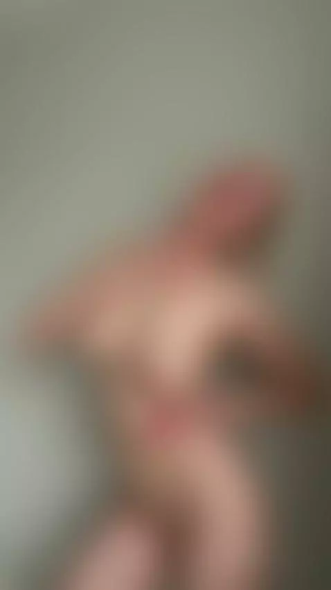 Wanna gift? 🎁 Text me "😈" on OF, link in bio by kaylablonde