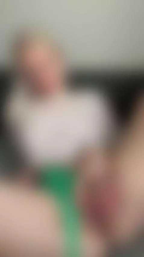 Wanna gift? 🎁 Text me "😈" on OF, link in bio by kaylablonde