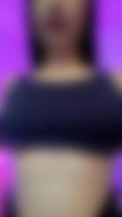 Sexy tits , follow me in mi stream page St https://es.stripc... by emmycastillo