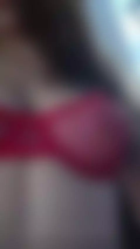 https://stripchat.com/HollyBloom_/follow-me by hollybloomm