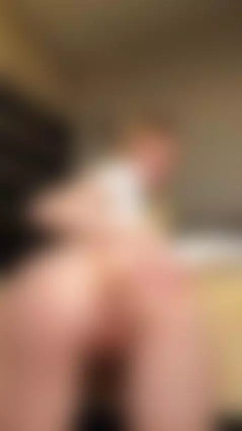 So wet, spreading it wide. Waiting on OnlyFans by sasharivers