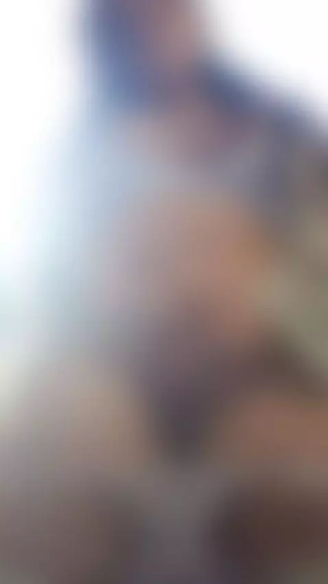 Me pajeo mientras me ven por la ventana 🙈
https://cafecito.a... by brenmorocha