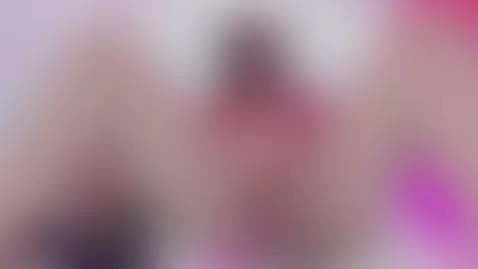 https://chaturbate.com/kendal_hot69_/
https://es.stripchat.c... by kendal-hot69