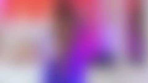 https://chaturbate.com/kendal_hot69_/
https://es.stripchat.c... by kendal-hot69