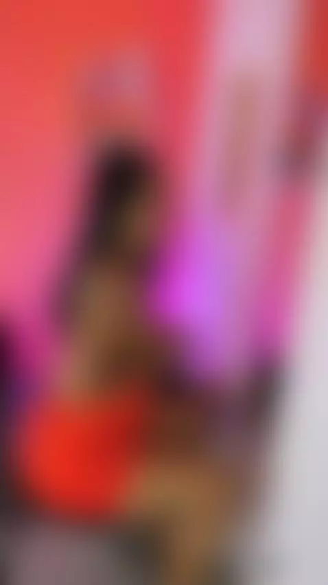 https://chaturbate.com/kendal_hot69_/
https://es.stripchat.c... by kendal-hot69