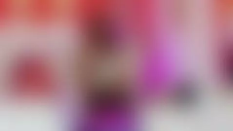 https://chaturbate.com/kendal_hot69_/
https://es.stripchat.c... by kendal-hot69